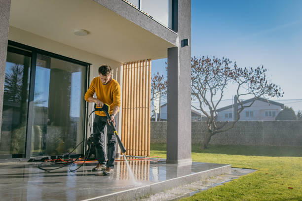 Best Fence Cleaning and Maintenance in East Quogue, NY